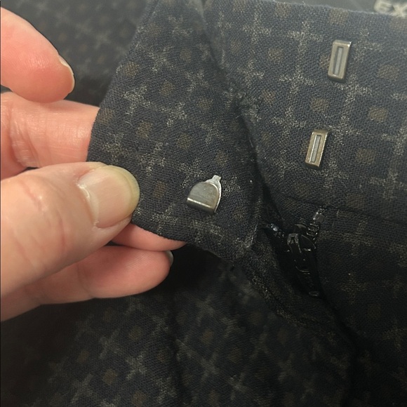 Express Women’s Editor Style Dark Gray Patterned Dress Pants - Picture 6 of 6